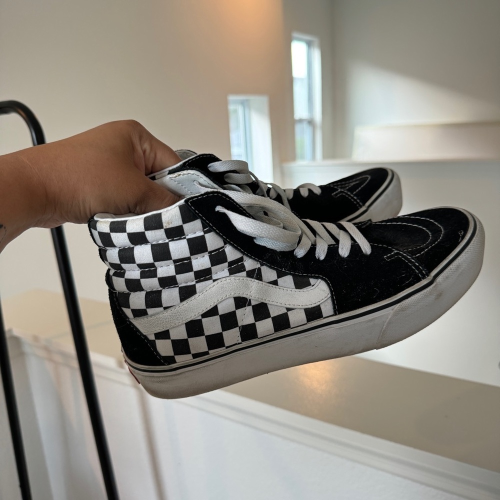 Vans SK8-Hi Platform 2.0 black and white shoes